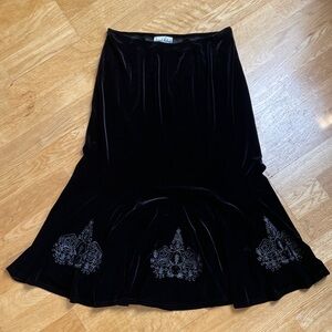 Vintage black velvet skirt, size 10
